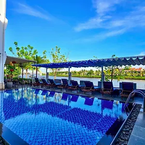 Hotel Riverside White House Boutique Hội An